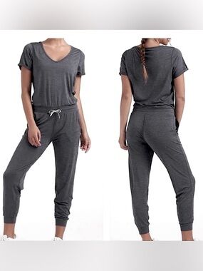 NWT Vuori All Day Jumpsuit in Charcoal